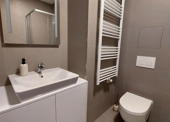 Zoku S Private Garage Parking Free Košice