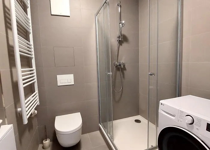 Zoku S Private Garage Parking Free Appartement *