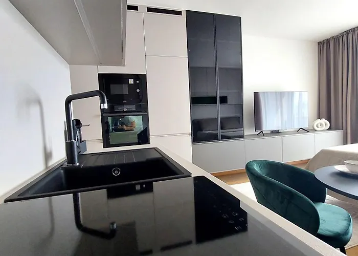 Zoku S Private Garage Parking Free Appartement *